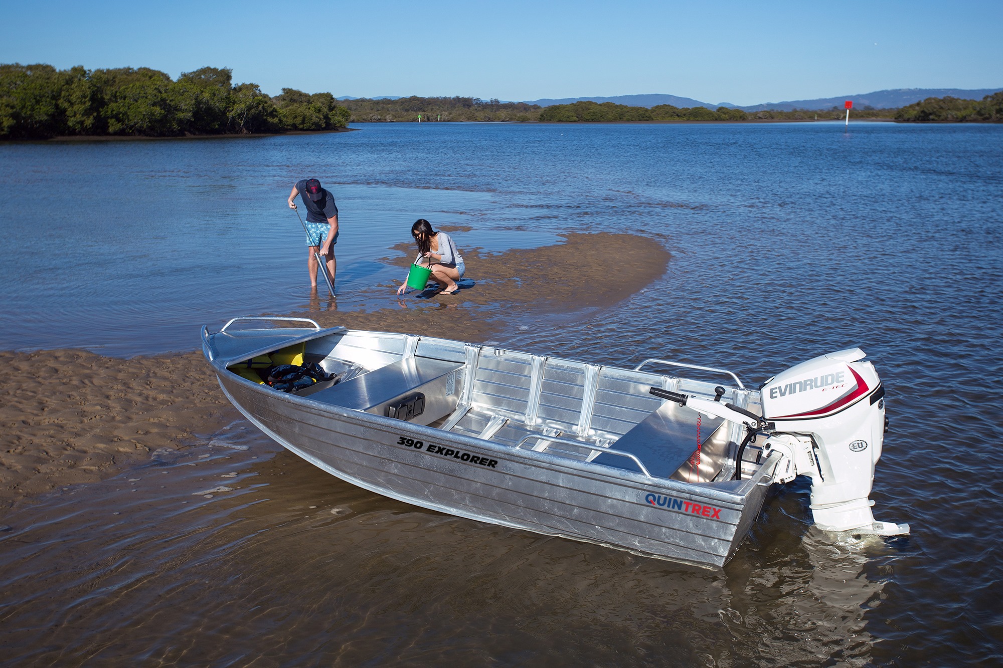 Explorer 390 top